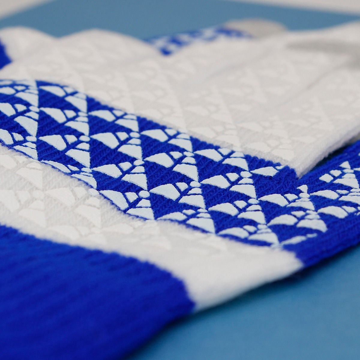 ZPB Blue White Touch and Grip Knit Winter Gloves