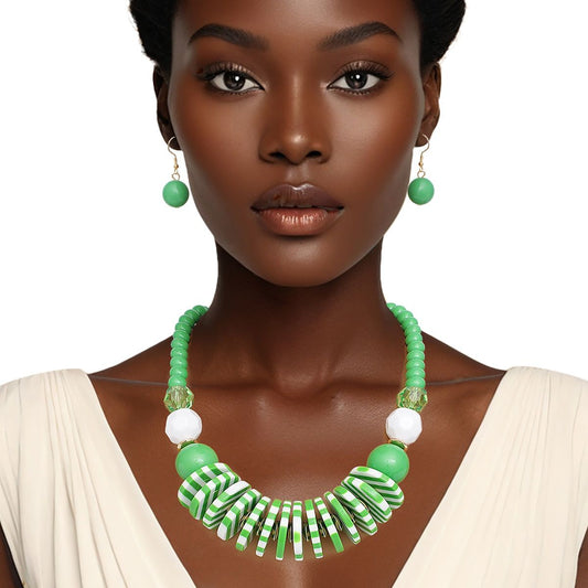 Beaded Funky Green and White Disc Necklace Set