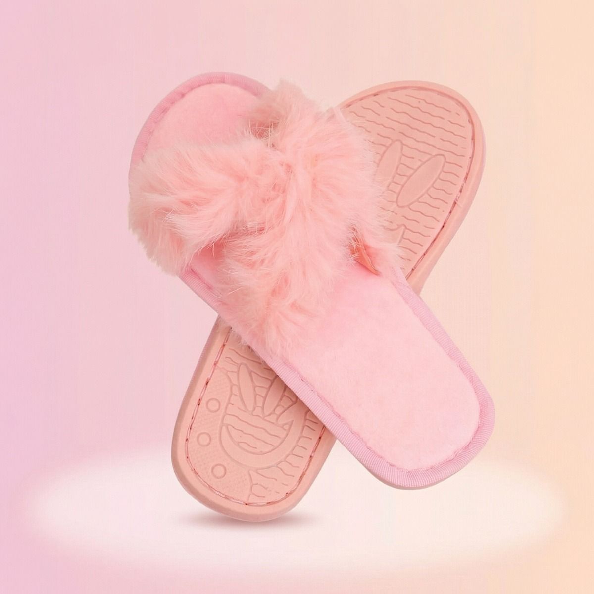 Size Medium Pink Fur Slippers